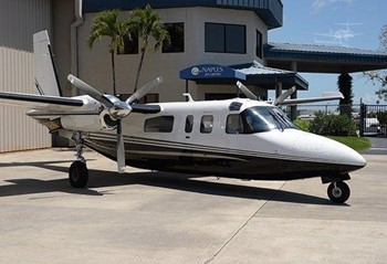 COMMANDER 690B