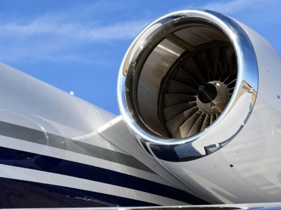 GULFSTREAM G450 photo 2