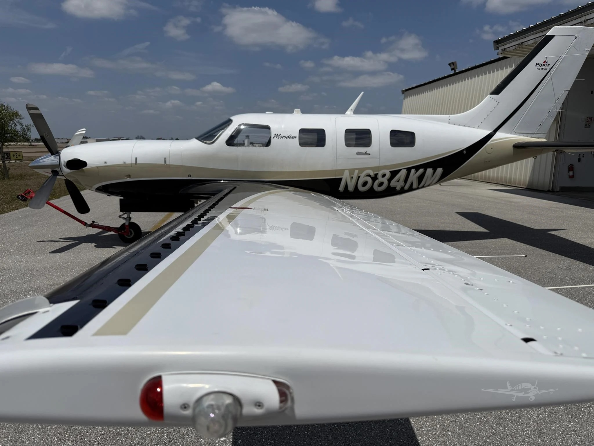 PIPER MERIDIAN photo 2