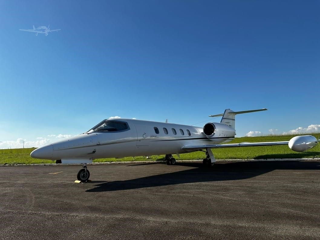 BOMBARDIER LEARJET 35A