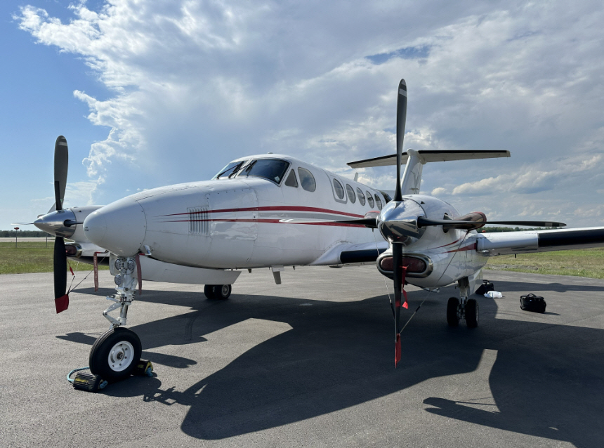 BEECHCRAFT KING AIR 300LW