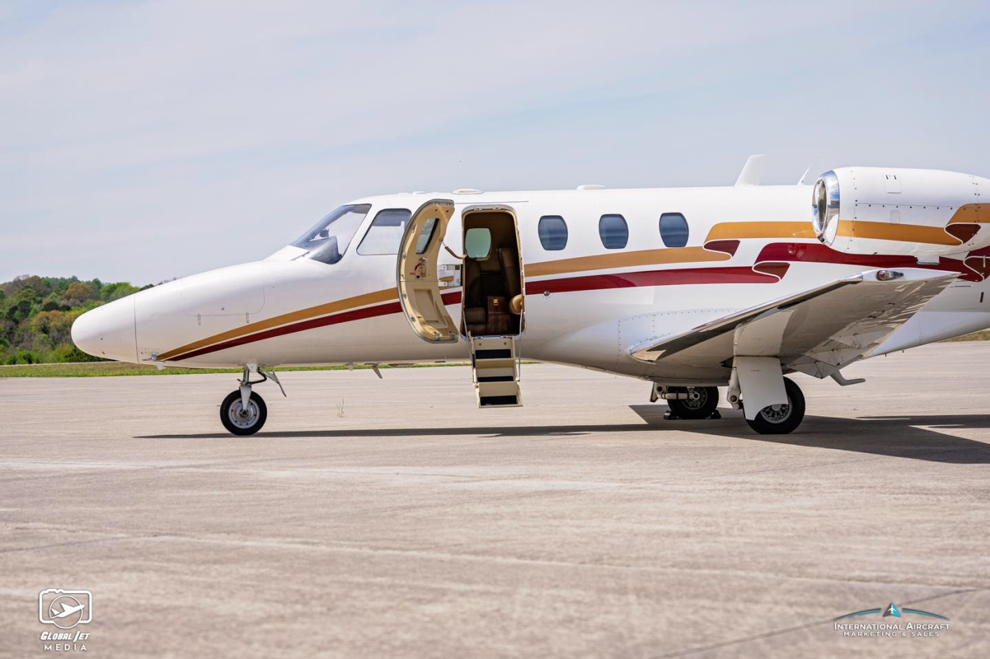 CESSNA CITATION 525 photo 3