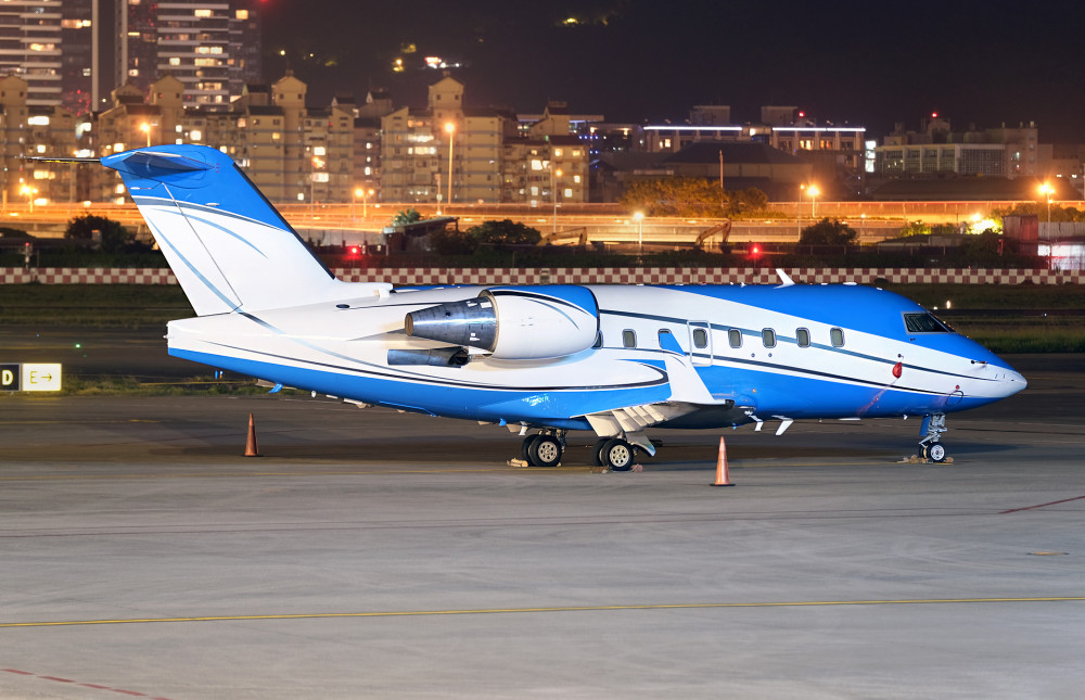 BOMBARDIER CHALLENGER 604