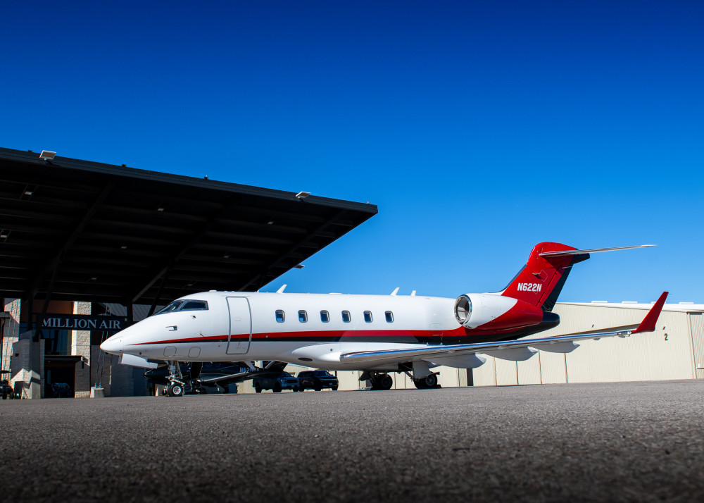 BOMBARDIER CHALLENGER 300