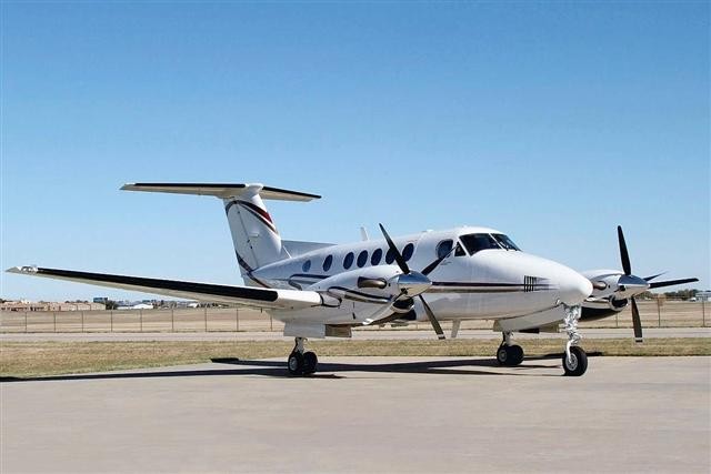 BEECHCRAFT KING AIR B200