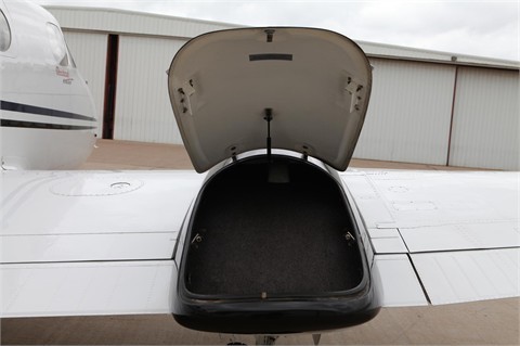 BEECHCRAFT KING AIR 200 photo 2