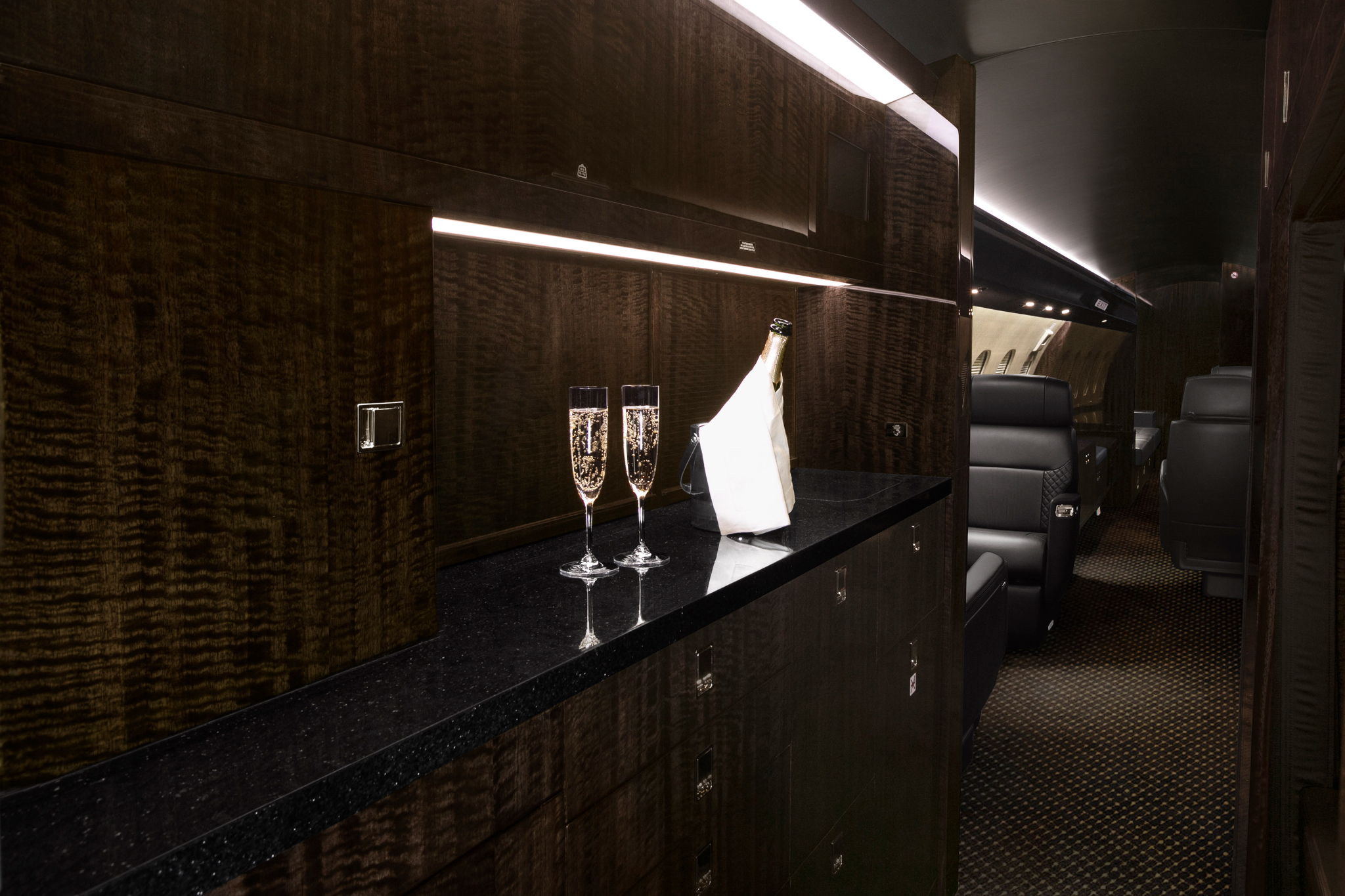 BOMBARDIER GLOBAL 6500 photo 3