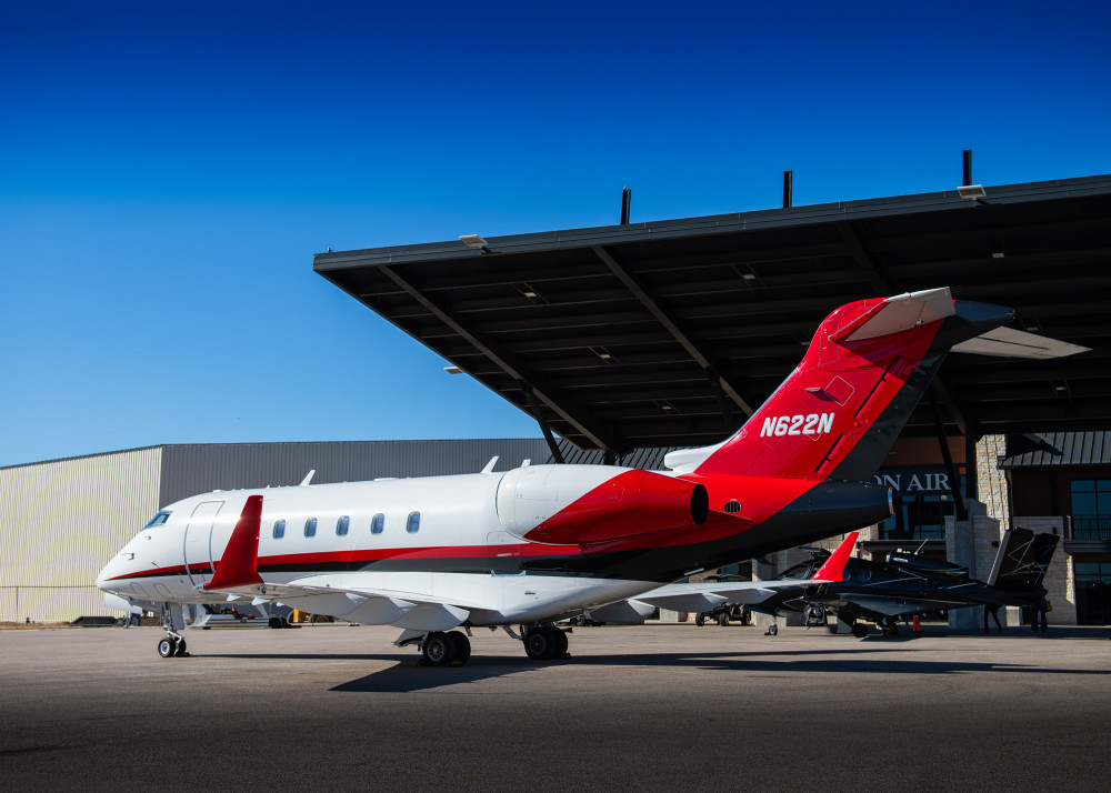 BOMBARDIER CHALLENGER 300 photo 3