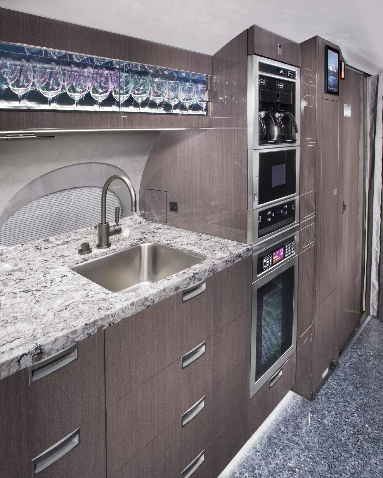 GULFSTREAM G650ER photo 3