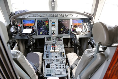 GULFSTREAM G150 photo 2