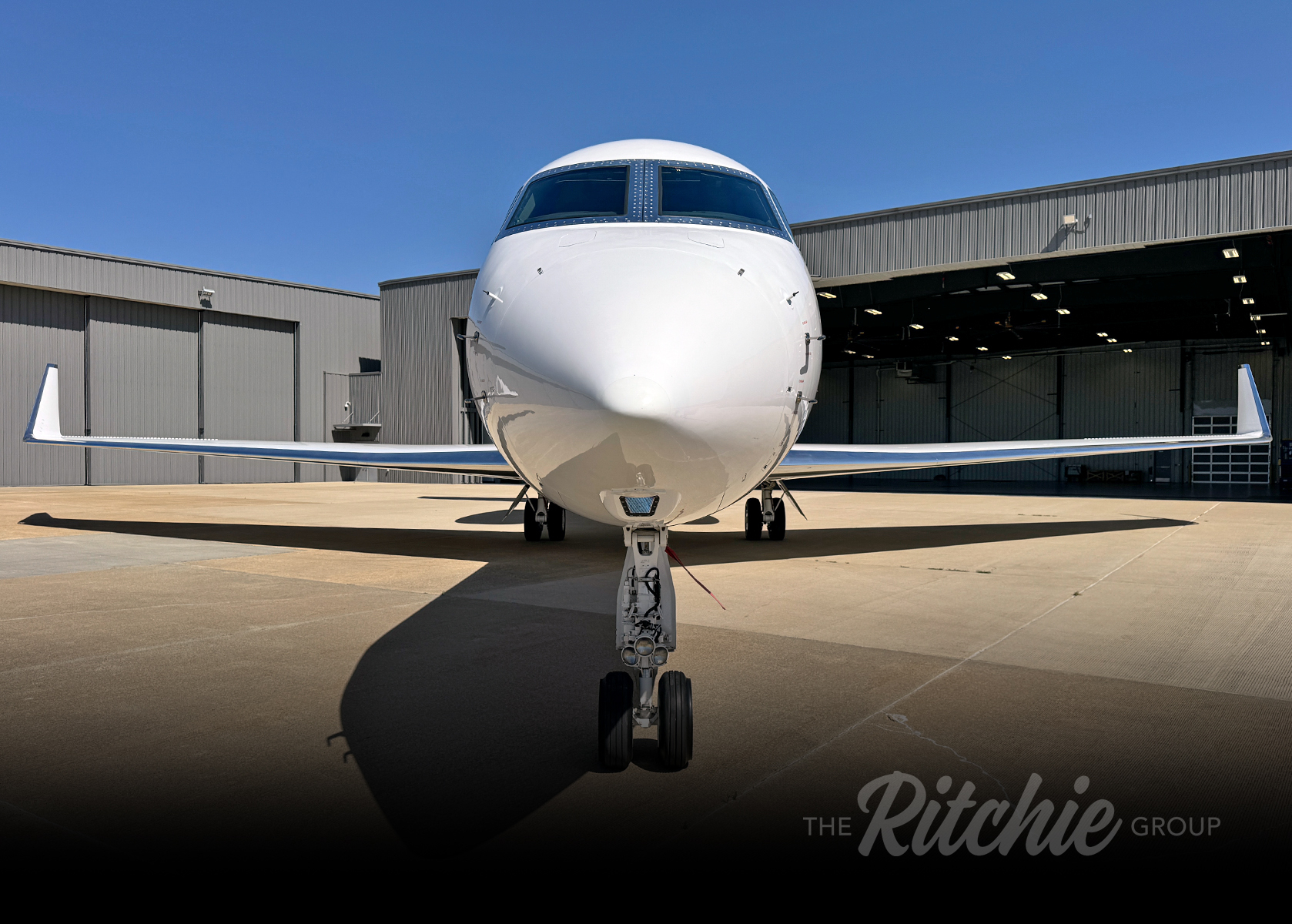 GULFSTREAM G550 photo 2