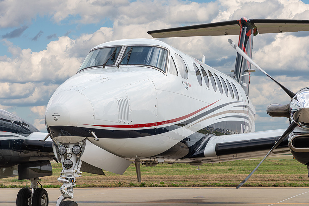 BEECHCRAFT KING AIR 350 photo 3