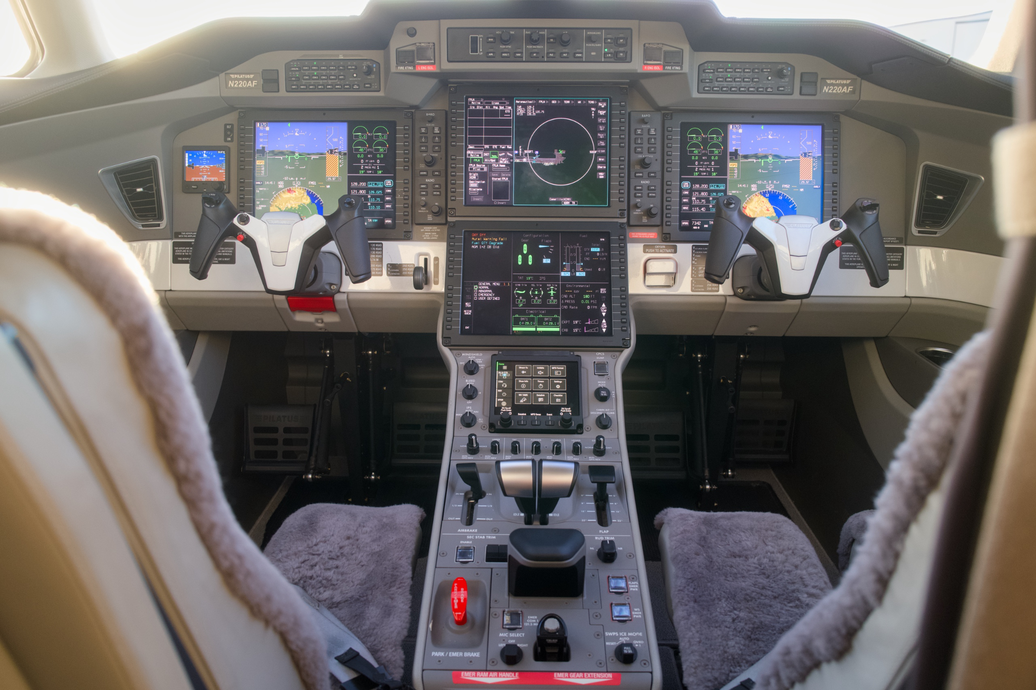 PILATUS PC-24 photo 2