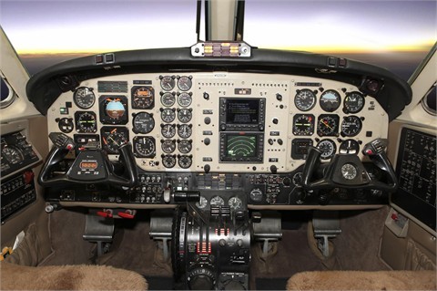 BEECHCRAFT KING AIR 200 photo 3