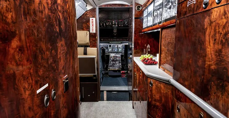 EMBRAER LEGACY 600 photo 3