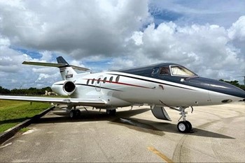 HAWKER 800XP