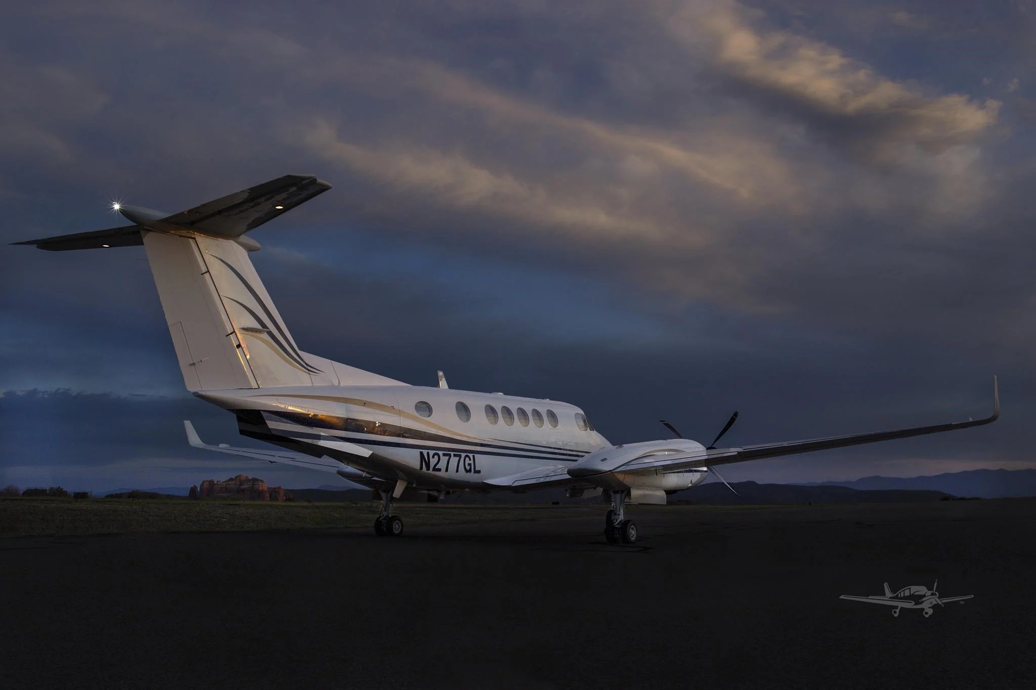 BEECHCRAFT KING AIR B200 photo 2