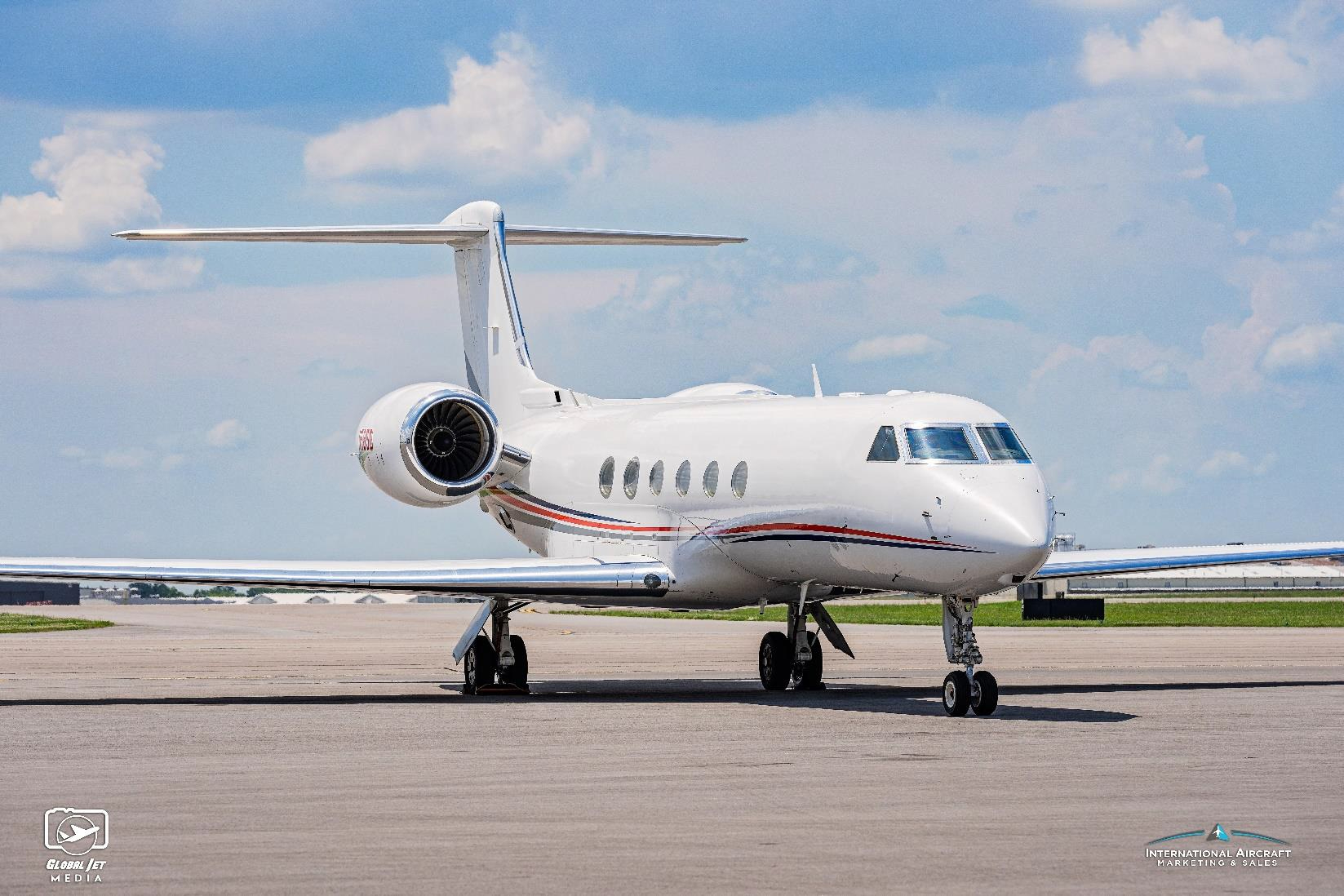 GULFSTREAM G-V photo 3