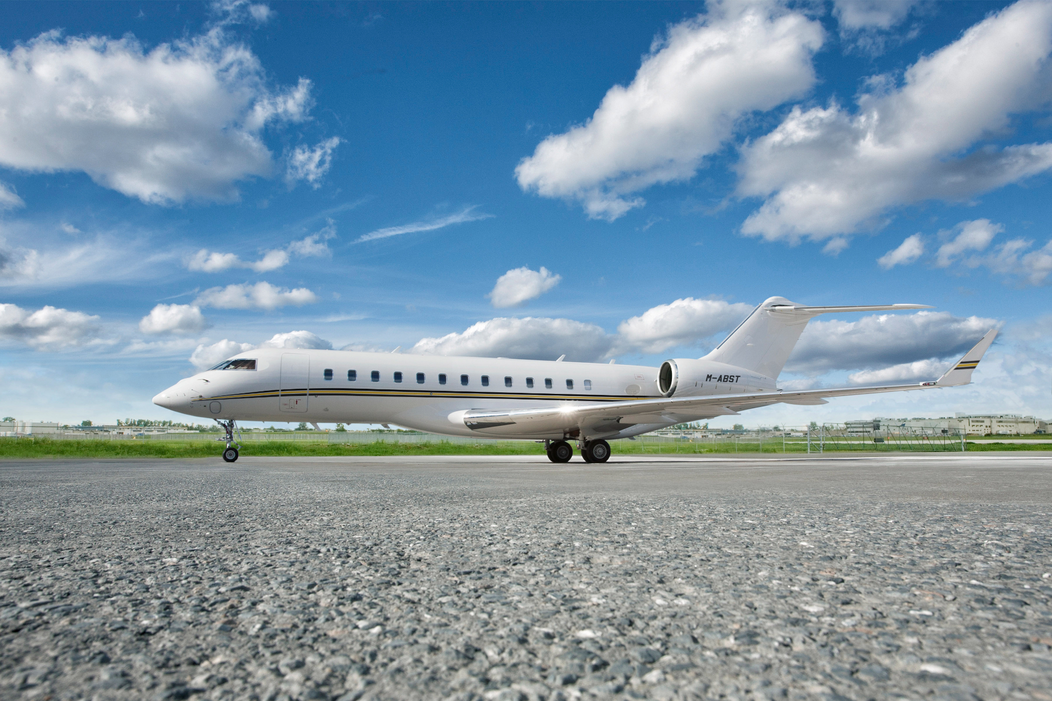 BOMBARDIER GLOBAL 6500 photo 2